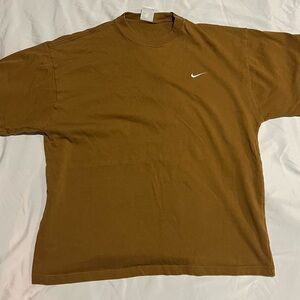 Nike Men's Brown T-Shirt